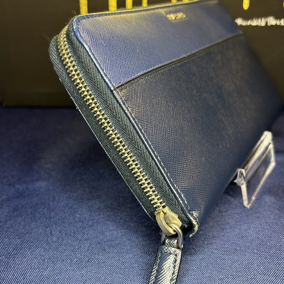 PRADA | Bi Color Saffiano Leather Long Zippy Wallet in Blue - Picture 4 of 11